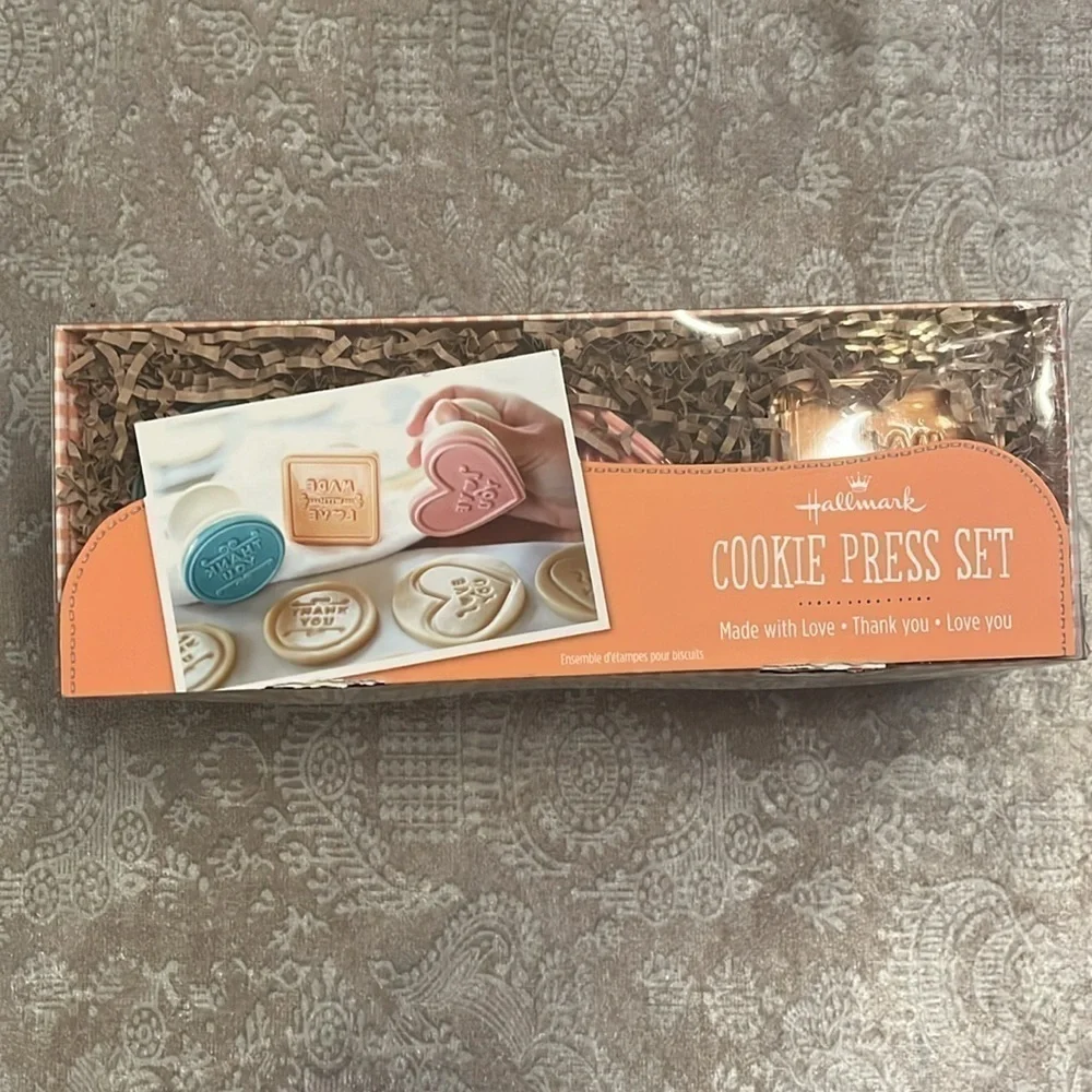 Brand New Hallmark Cookie Press Set of 3 Shortbread Recipe Thank You Love You